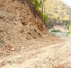 धनगढी टु दीपायल: ओझेलमा फास्ट ट्रयाक मुख्यमन्त्रीको झुठो आश्वासन