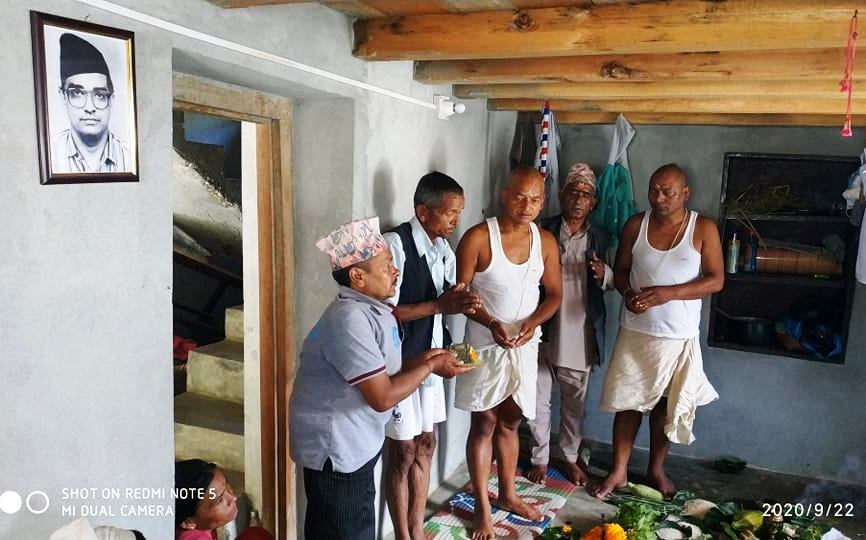 महत परिवारले स्वर्गिय आमाकाे नाममा अक्षय कोष स्थापना