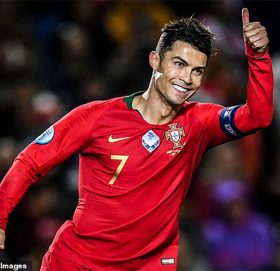 अन्तर्राष्ट्रिय फुटबलमा रोनाल्डोको १०० गोल पूरा