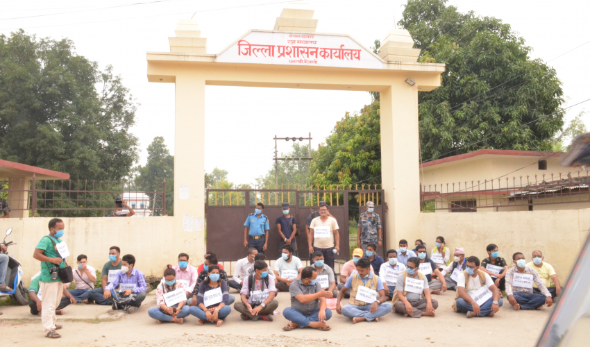 कैलालीका पत्रकारमाथि भएको आक्रमणविरुद्ध दोस्रो चरणको आन्दोलन घोषणा