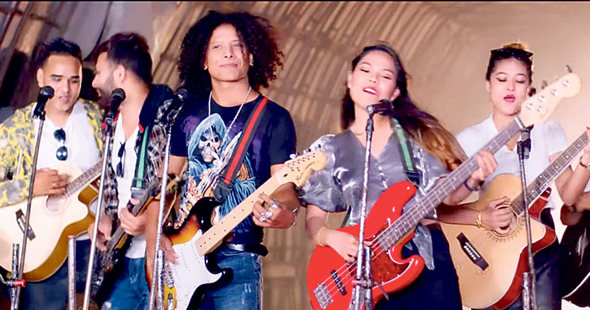 गीतमार्फत दसैं सम्झाउँदै गोविन्द