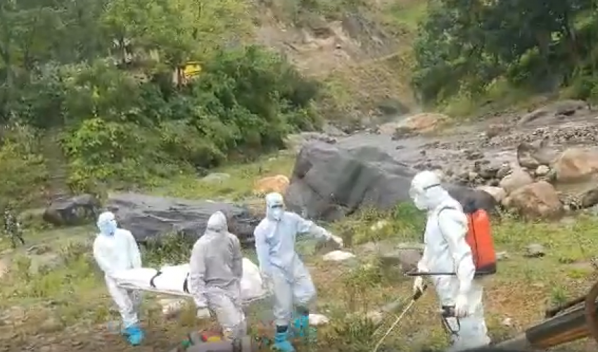 कोरोनाबाट मृत्यु भएका पुरुषको शव व्यवस्थापन, गाउँ सिल गरेर कन्ट्याक्ट ट्रेसिङ