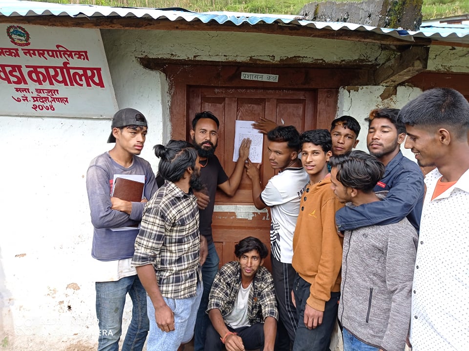 बडिमालिका ५ का दलित समुदायलाइ उपभाेक्ता समितीमा समेटेनन्