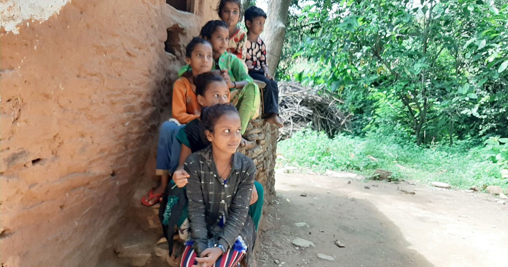 ६ दिदीबहिनीले पाए संरक्षक