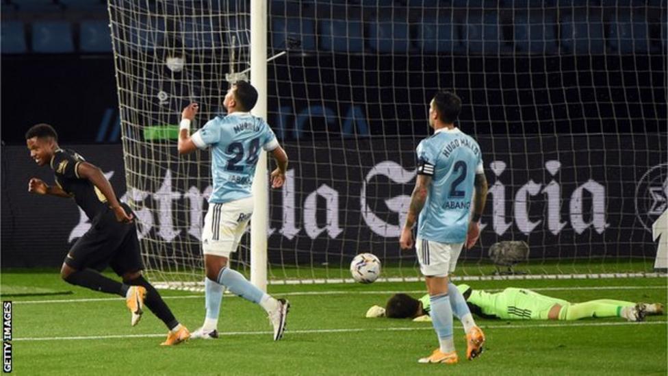 १० खेलाडीमा सिमित बार्साद्वारा सेल्टा भिगो पराजित