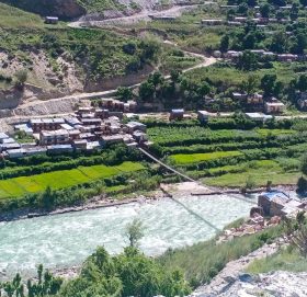 कवाडी खोलामा बेपत्ता भएका आमा र एक छोरीकाे शब भेटियो