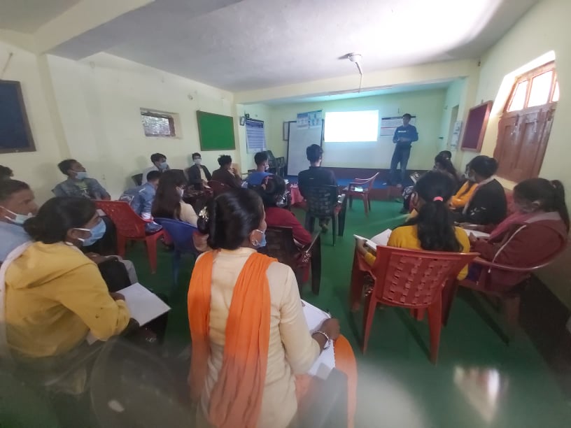 किशोर किशोरीलाई लैगिङ्गता बारेमा अभिमुखीकरण