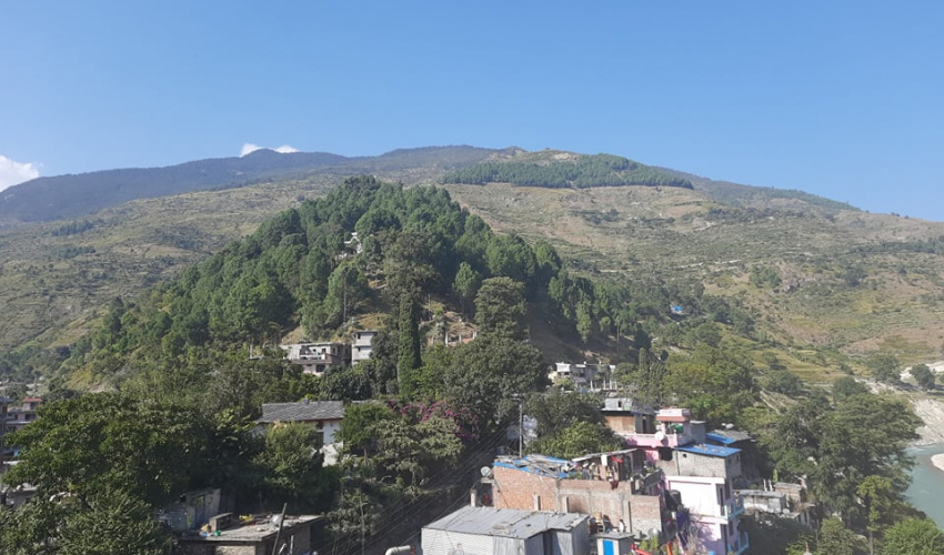 बझाङमा काठमाडौँबाट फर्किएका ६ किशोरीमा कोरोना पुष्टि