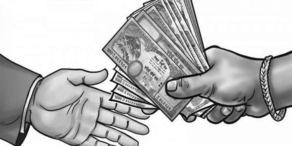 प्रहरी दिवसकै दिन चार लाख घुससहित हवल्दार पक्राउ