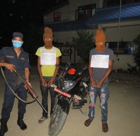 वडा अध्यक्षको मोटरसाइकल चोरी गर्ने दुईजना पक्राउ