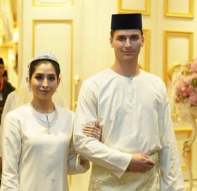 सुनको विमानमा उड्ने मलेसियाली राजाकी राजकुमारीले गरिन् कामदारसँग विवाह !