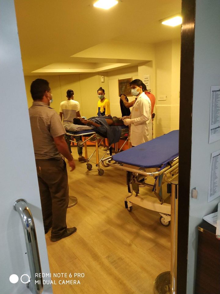 मेरुदण्ड भाच्चिएका मानसिंह विकको उपचार काठमाडौ हुदै