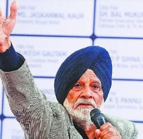 ९ कक्षासम्म पढेका किरपाल बने प्रोफेसर, लेखे ३३ पुस्तक