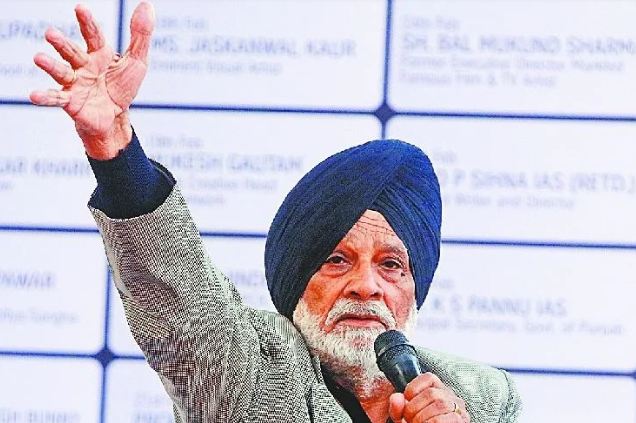 ९ कक्षासम्म पढेका किरपाल बने प्रोफेसर, लेखे ३३ पुस्तक