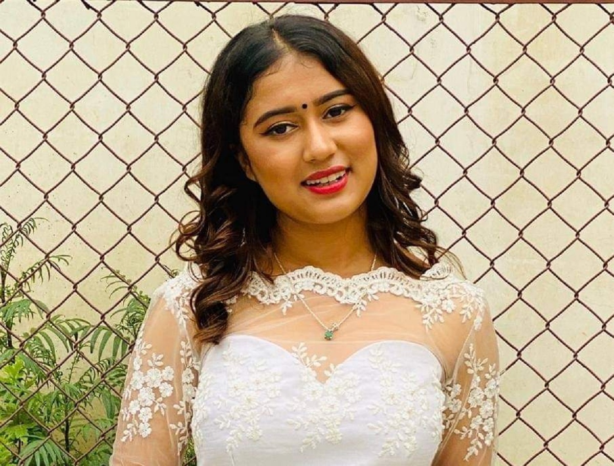 लकडाउनयता ६० गीत रेकर्ड गराउने व्यस्त गायिका!