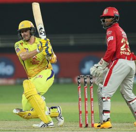 चेन्नईद्वारा पञ्जाब १० विकेटले पराजित, धोनीको अर्को कीर्तिमान