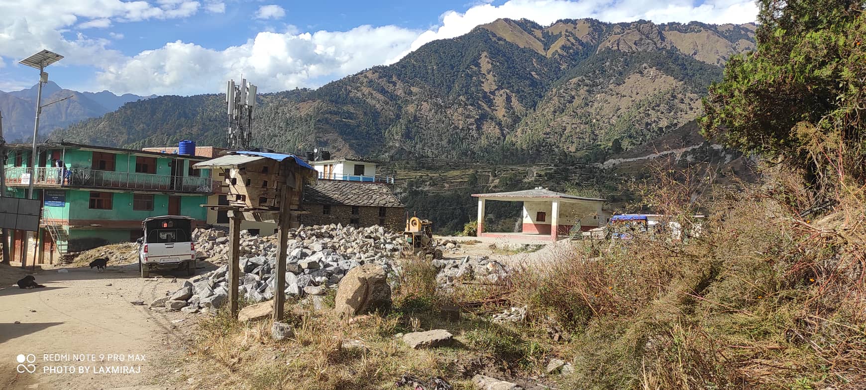 मार्तडीमा रहेको खुलामञ्च दुई बर्षदेखी ठेकेदाहरुको कव्जामा