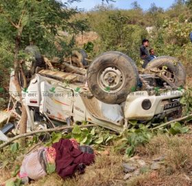 बैतडी जीप दुर्घटना अपडेटः को हुन् मृतक र घाइते ? नामावली सहित