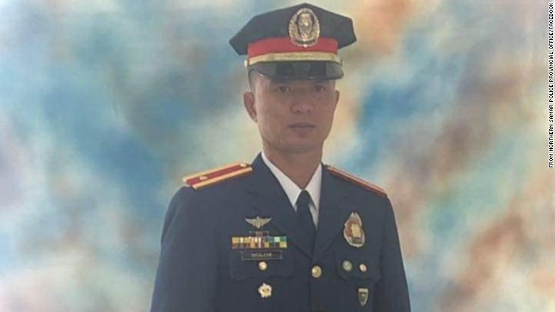 ‘भाले जुधाइ’ रोक्न खोज्दा कुखुराको आक्रमणबाट प्रहरीको मृत्यु