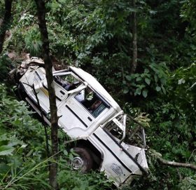 जीप दुर्घटना, ५ जनाको मृत्यु, ३ घाइते