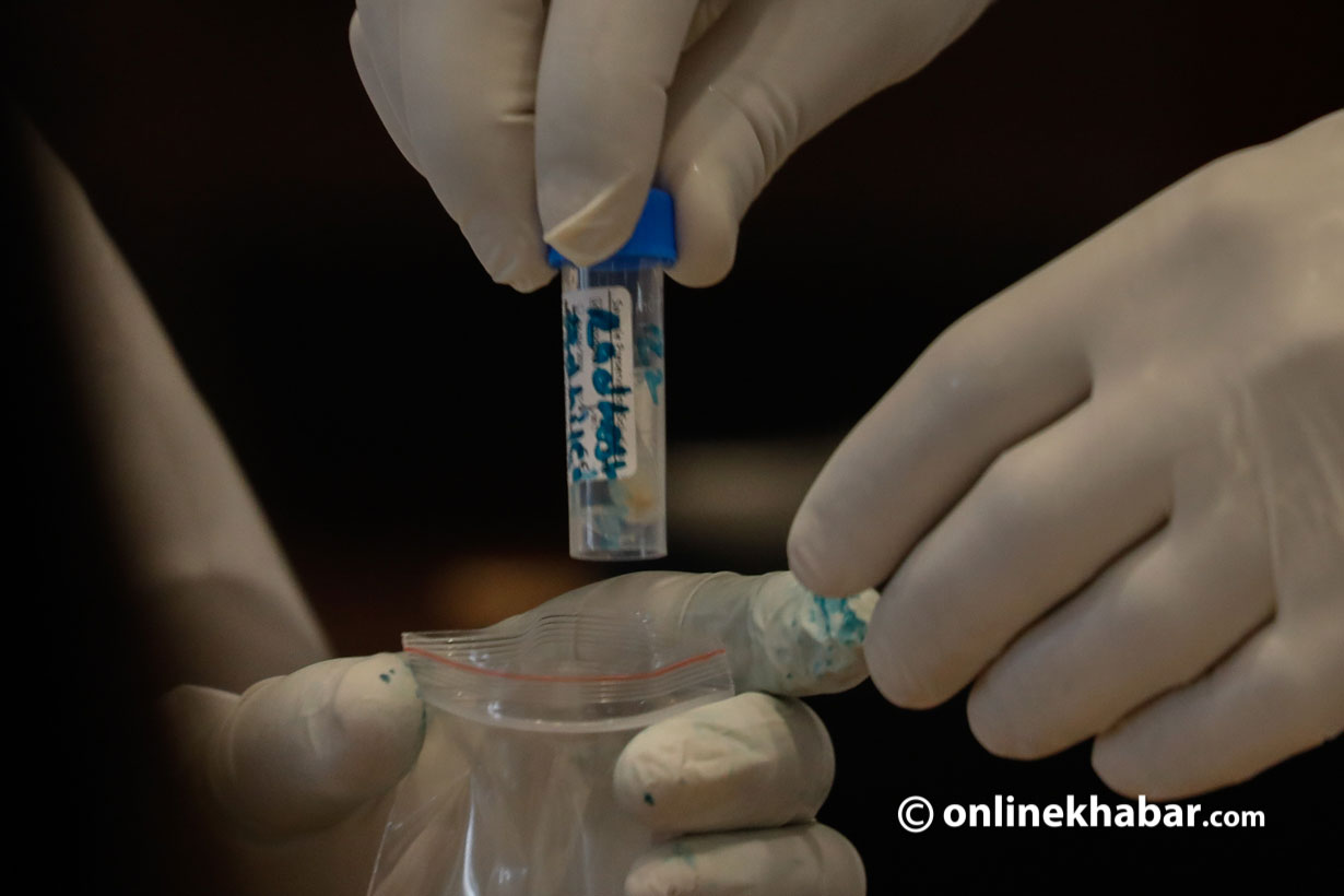 १० हजार ४२३ नमुना परीक्षण गर्दा २७५३ मा संक्रमण पुष्टि