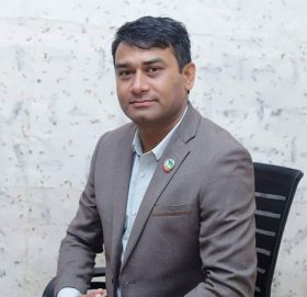 ‘पार्टी कसले फुटाउँछ हेरौंला, मुख्यमन्त्रीको जिम्मेवारीचाहिँ पूरा गर्नुस्’