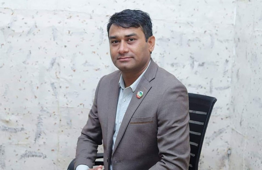 ‘पार्टी कसले फुटाउँछ हेरौंला, मुख्यमन्त्रीको जिम्मेवारीचाहिँ पूरा गर्नुस्’