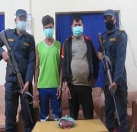 लागूऔषध अफिमसहित २जना पक्राउ