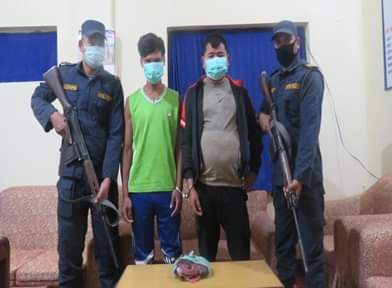 लागूऔषध अफिमसहित २जना पक्राउ