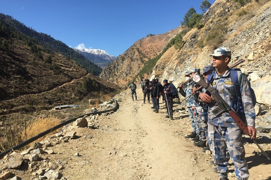 विप्लवका गतिविधि बढेपछि हुम्लाका गाउँगाउँमा सुरक्षा गस्ती