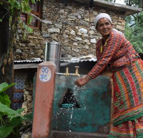 बझाङको थलारामा एक घर एक धारा, प्रत्येक धारामा मिटर प्रणाली