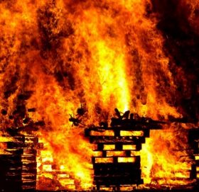 नाइजेरियामा इन्धन डिपोमा आगलागी हुँदा ३४ जनाको मृत्यु