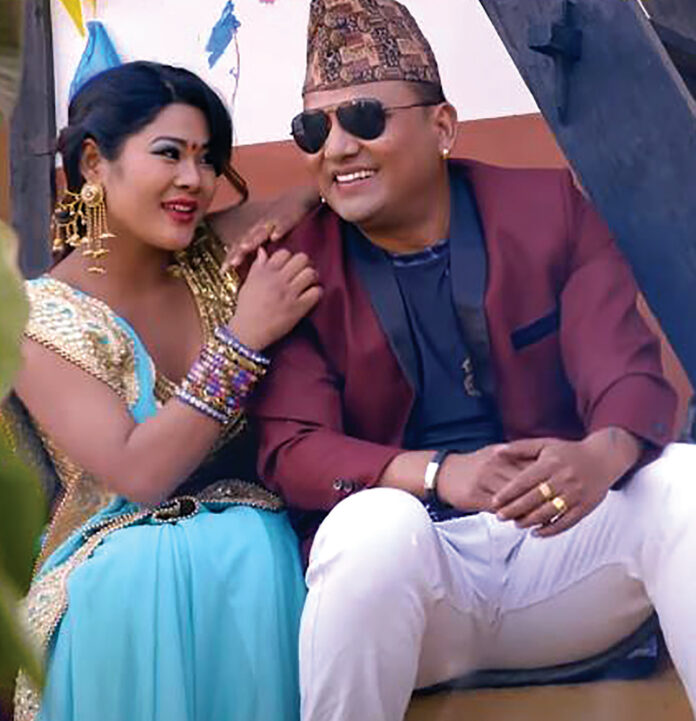 नरेश र मेक्समको मंसिरलाई पञ्चेबाजा