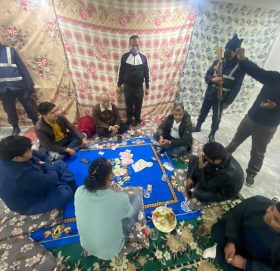 जुवा अखडामा प्रहरीको छापा, मिटरब्याजी नाइकेसहित ७ पक्राउ