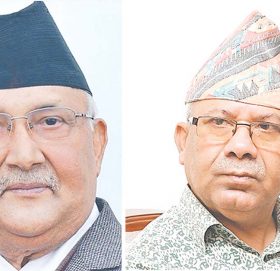 पार्टीको विवाद मिलाउन प्रधानमन्त्री ओलीको नेता नेपालसँग छलफल