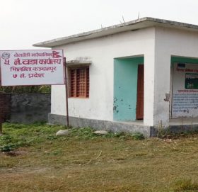 बेलडाँडी गाउँपालिका ५ का वडा अध्यक्ष झुण्डिएको अवस्थामा फेला