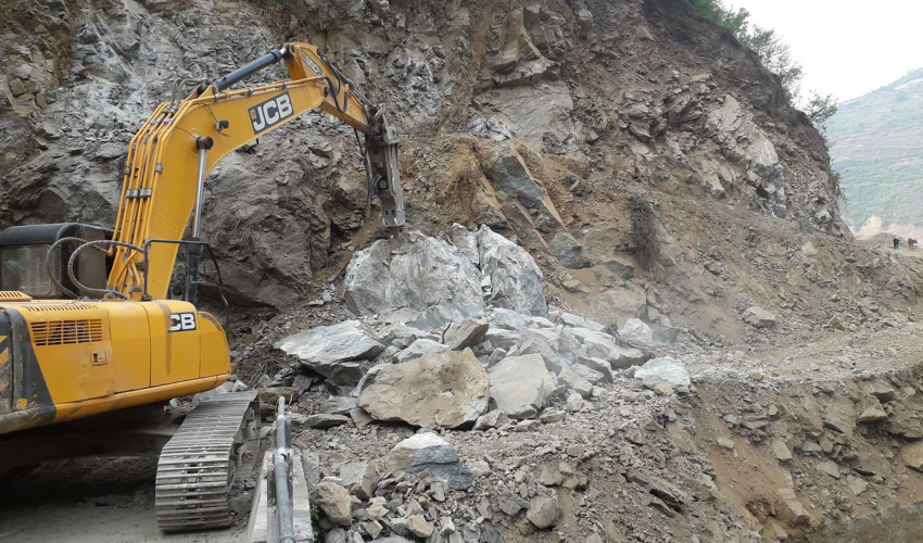 सुदूरपश्चिम प्रदेश गौरवका सडक निर्माणको काम २ वर्षपछि अघि बढ्यो