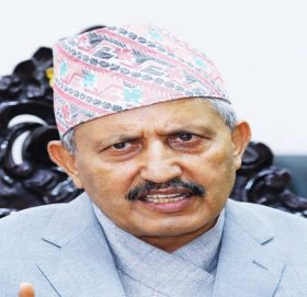 परीक्षार्थीलाई शिक्षामन्त्रीको अनुरोध– सचेतना अपनाउँदै ढुक्क भएर परीक्षा दिनुस्