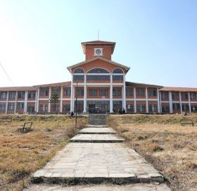 त्रिविमा भौतिक उपस्थितिमै परीक्षा