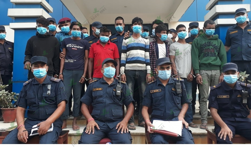 धनगढीमा प्रहरीको हत्या अभियोगमा पक्राउ परेका ८ जना कारागार चलान