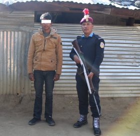 बाजुराः ३ महिना अगाडी बिच बजारबाटै ५८ हजार लुटेर भागेका लुटेरा फेला 