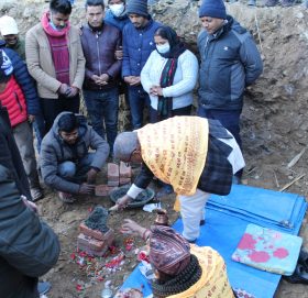 पुनरावेदन अदालतले अनुमति दिएपछि त्रिवेणीमा १५ शैया अस्पतालकाे शिलान्यास