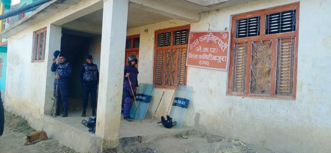 नेकपा बाजुराकाे पाटि कार्यलय सुरक्षा घेरामा