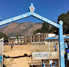 शिक्षकलाई कोरोना देखिएपछि विद्यालय बन्द