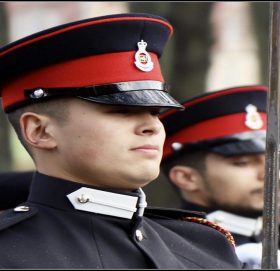 नेपाली सेनाका सेकेन्ड लेफ्टिनेन्ट थापालाई बेलायतमा अवार्ड