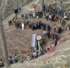 ट्याक्टर दुर्घटना हुँदा २ जनाको मृत्यु