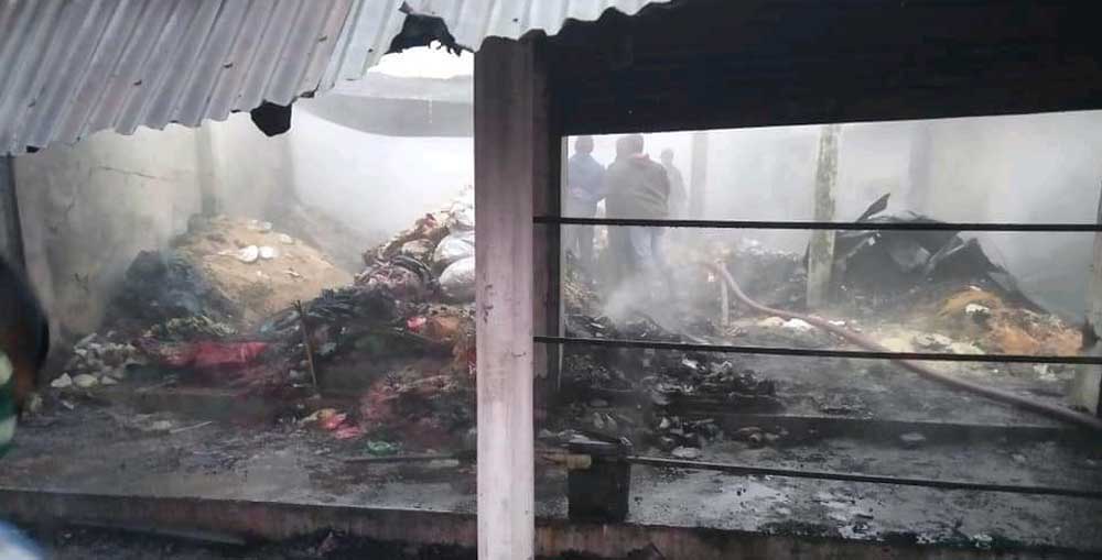 किराना पसल र गोदाममा आगलागी, एक करोड बढीको क्षति