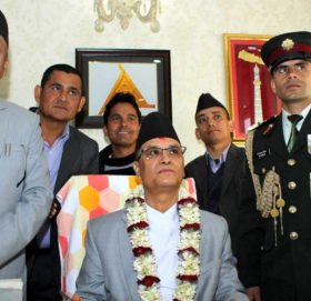 संसद विघटनविरुद्धको सुनुवाइ : संवैधानिक इजलासबाट वरिष्ठ न्यायाधीश ‘आउट’