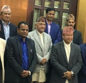 यि चार मुख्यमन्त्रीको पद धरापमा