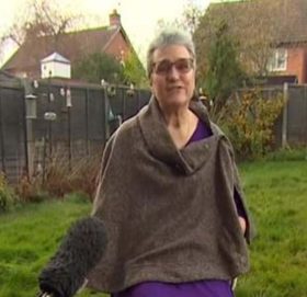 ब्रिटिश महिला क्यारोलिनले कोरोनाका कारण हातखुट्टा गुमाइन् (भिडियोसहित)